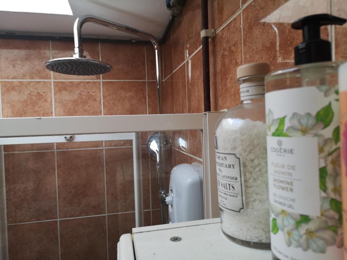 2 Bed Flat, Bounds Green, Piccadilly Line, London N11 Dış mekan fotoğraf